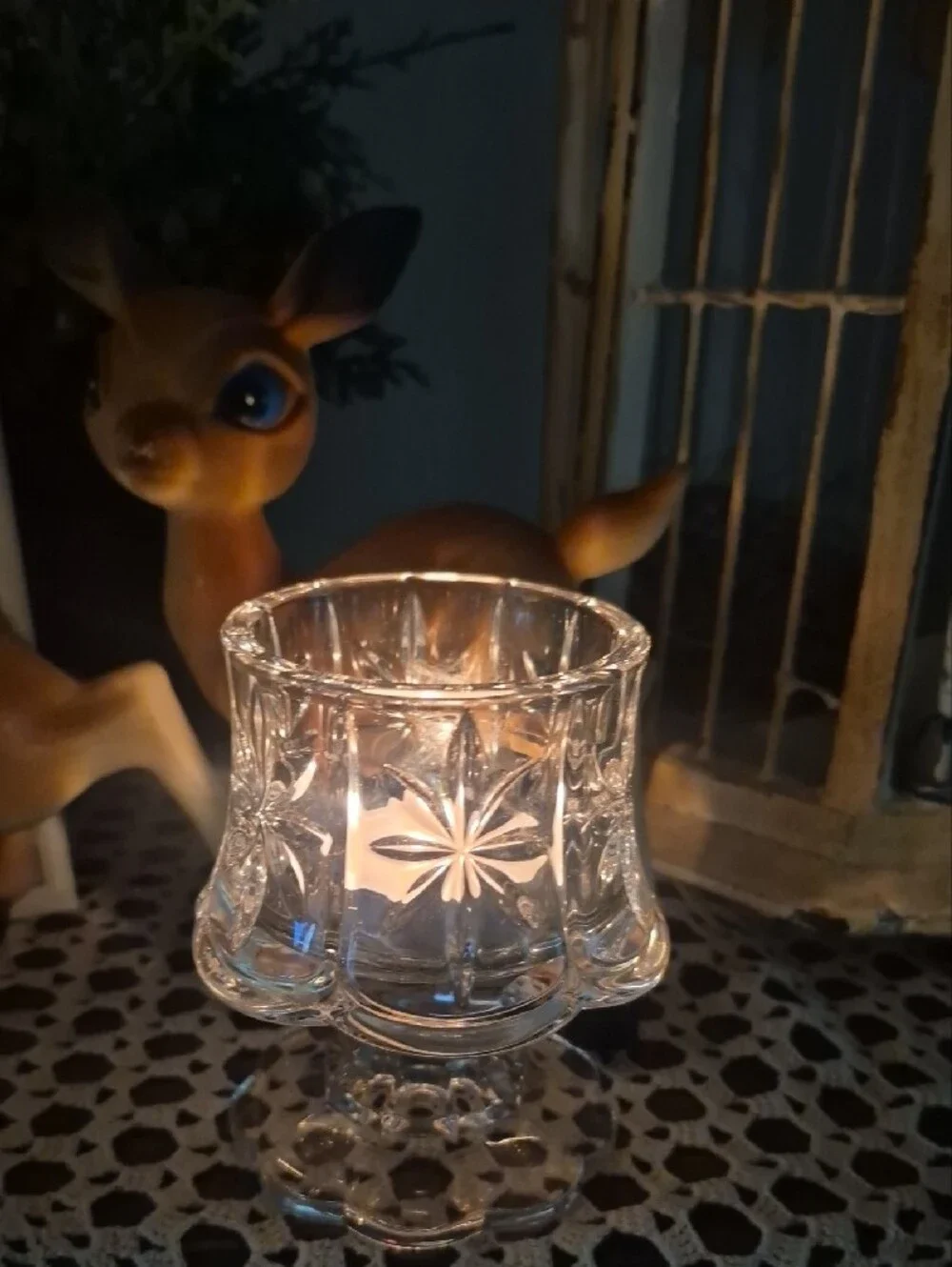 Vintage Star-Cut Cottage Light - Picture 4 of 4